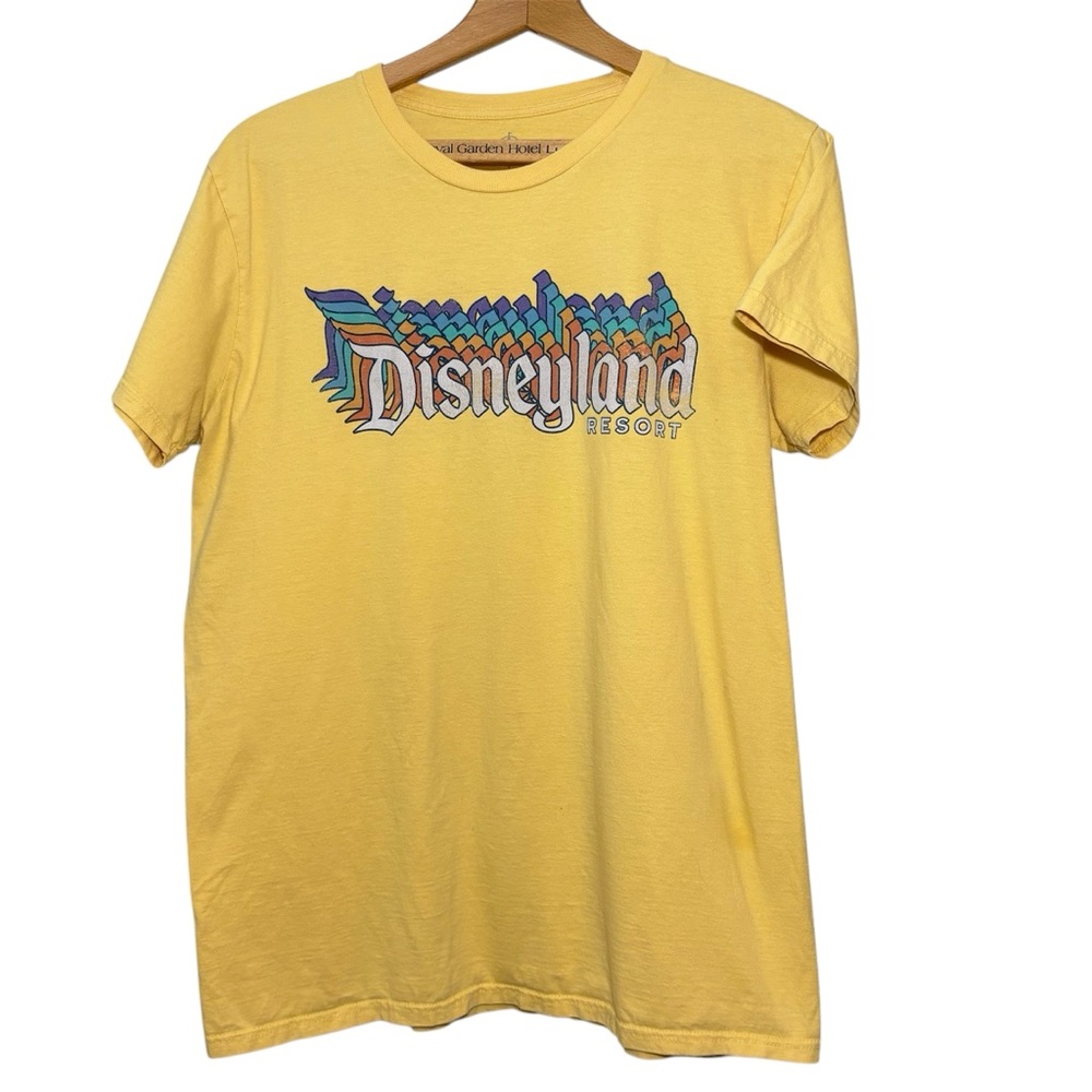 Disney Parks Disneyland Resort retro graphic teeshirt. Mustard yellow. Women’s L